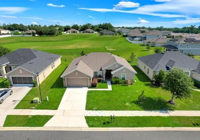 Photo 2 of Single family home for sale at 7733 Sloewood Dr, Leesburg, FL 34748 | MLS# G5114319 | Listing updated on 2026-10-08