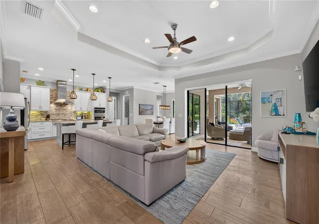 Photo 3 of Single family home for sale at 8276 Larkspur Cir, Sarasota, FL 34241 | MLS# A4698199 | Listing updated on 2026-10-07