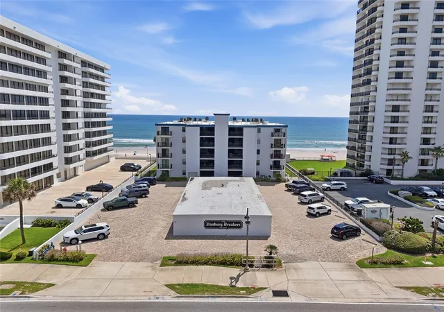 3rd image of 3747 S Atlantic Ave, DAYTONA BEACH SHORES, FL 32118