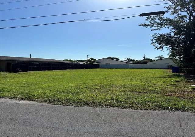Photo 4 of Single family home for sale at 8021 N Clark Ave, Tampa, FL 33614 | MLS# TB8523531 | Listing updated on 2026-07-14