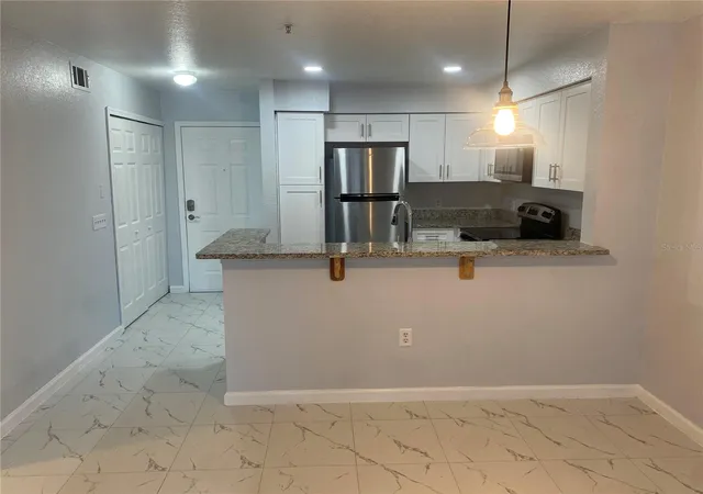 4th image of 13838 Fairway Island Dr, Orlando, FL 32837