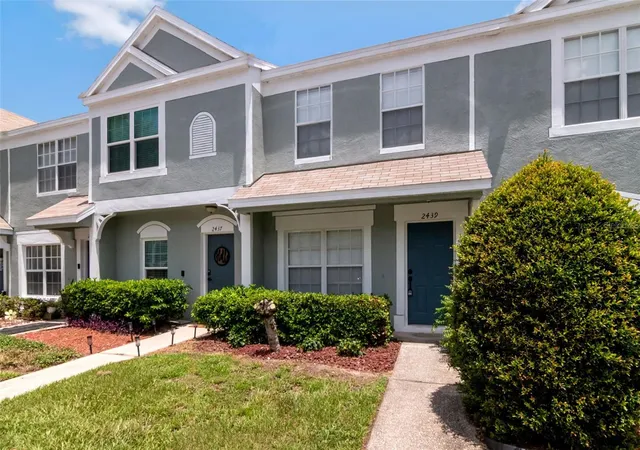 3rd image of 2439 Lake Woodberry Cir, Brandon, FL 33510 | MLS# TB8523558