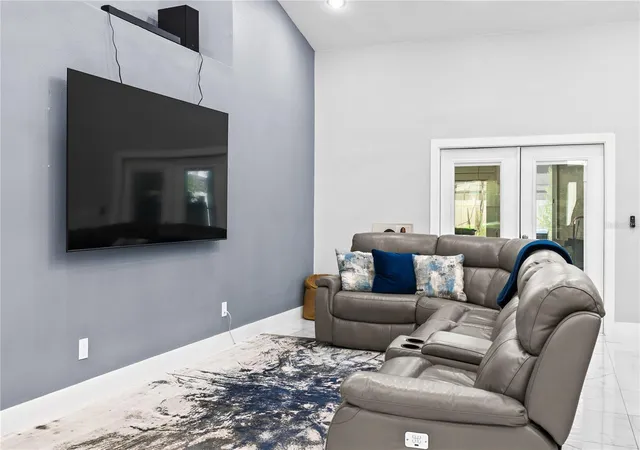 Photo 3 of Single family home for sale at 14112 Lord Barclay Dr, Orlando, FL 32837 | MLS# S5152556 | Listing updated on 2026-07-12