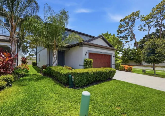 Homes for sale in Clearwater, FL | 2949 Pier Pointe Ln, Clearwater, FL 33760 | MLS# TB8523583