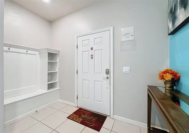 Photo 3 of Townhouse for sale at 267 Jetty Way, Davenport, FL 33897 | MLS# S5152558 | Listing updated on 2026-09-23