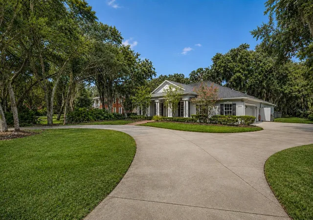 Photo 2 of Sale Pending at 2304 Indian Mound Trl, Kissimmee, FL 34746 | MLS# O6420257 | Listing updated on 2026-09-15