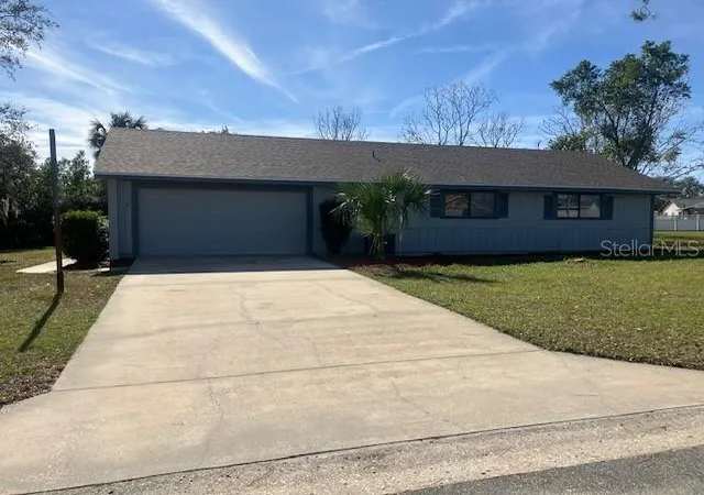 Photo 1 of Single family home for sale at 5241 Magnolia Ter, Fruitland Park, FL 34731 | MLS# O6420263 | Listing updated on 2026-09-16