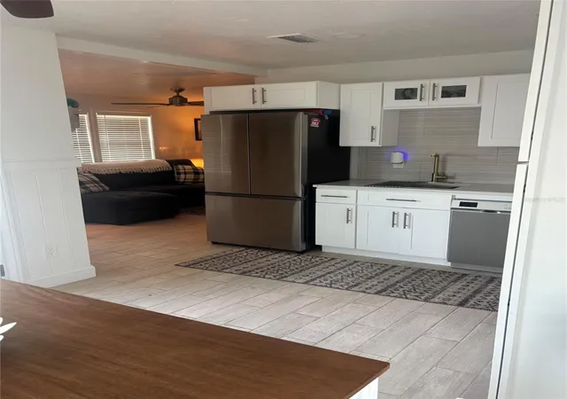 5th image of 470 S Mccall Rd #8, Englewood, FL 34223 | MLS# O6420267