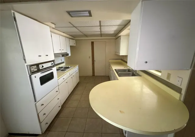 Photo 2 of Single family home for sale at 3234 Dante Dr, Sarasota, FL 34235 | MLS# C7527779 | Listing updated on 2026-09-08