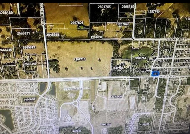 2nd image of 1639 Miller Blvd, Fruitland Park, FL 34731 | MLS# G5114328