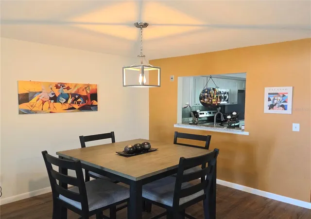 Listing Photo 4 - Condo for sale in building located at 4416 Spicewood Dr, BRADENTON, FL 34208 - Unit #J