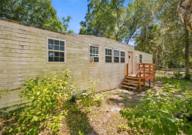 3rd image of 14000 Ne 47Th Ave, Anthony, FL 32617 | MLS# OM727452