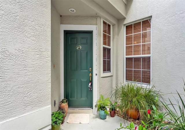 Listing Photo 4 - Condo for sale in building located at 564 Grasslands Vlg Cir, LAKELAND, FL 33803 - Unit #564