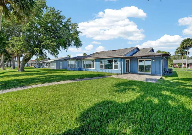 5th image of 1136 Harbour Point Dr, Port Orange, FL 32127 | MLS# V4949889