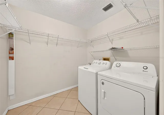 38th image of 1101 Monterey Ln, Lady Lake, FL 32159 | MLS# G5114333