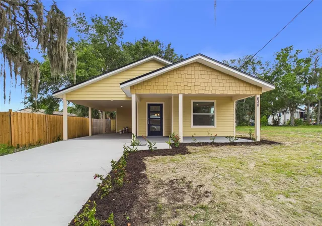 Single family home for sale at 638 W 7th Street, LAKELAND, FL 33805 | MLS# P4939163