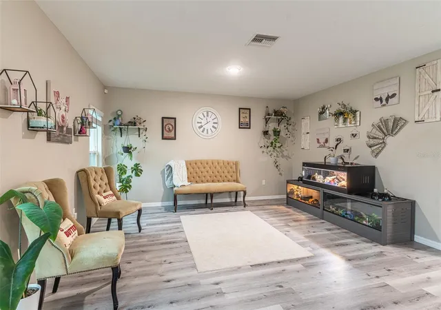 Photo 2 of Single family home for sale at 5508 Arlington River Dr, Lakeland, FL 33811 | MLS# L4963092 | Listing updated on 2026-10-15