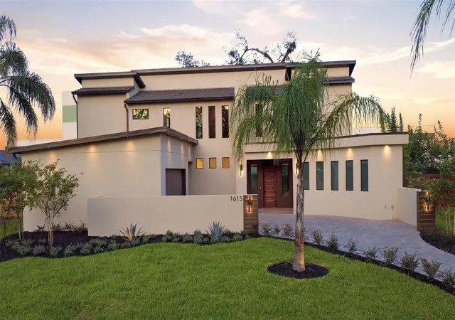Photo 1 of Single family home for sale at 1615 Cole Rd, Orlando, FL 32803 | MLS# O6420285 | Listing updated on 2026-09-13