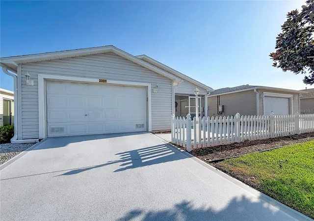 Homes for sale in The Villages, FL | 2301 Whisper St, The Villages, FL 32162 | MLS# G5114334