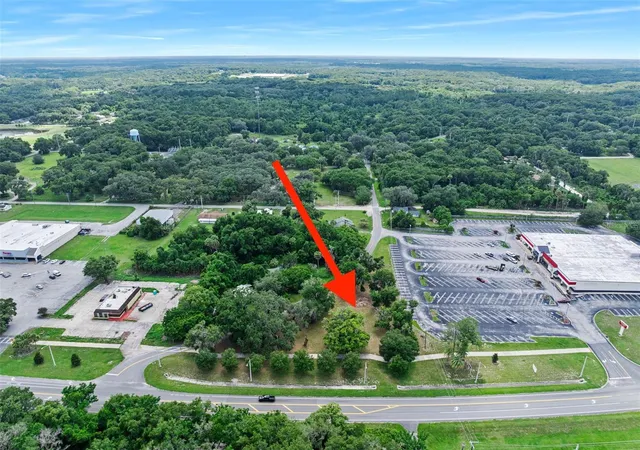 Photo 3 of Land for sale at 1101 N Summit St, Crescent City, FL 32112 | MLS# V4949891 | Listing updated on 2026-08-26