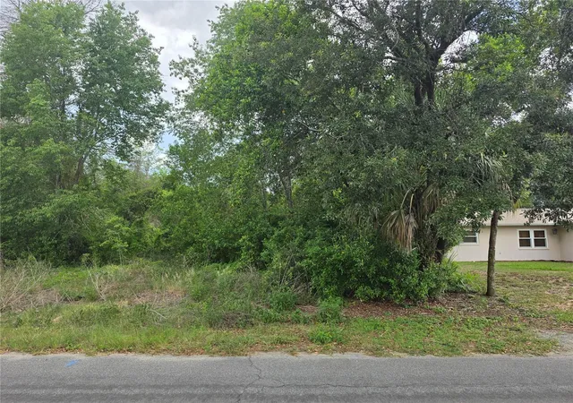 5th image of 3475 El Prado Ave, Spring Hill, FL 34609 | MLS# OM727465