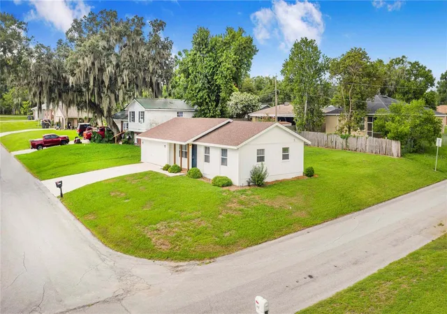 2nd image of 4921 Sharon Ave, Lakeland, FL 33812 | MLS# P4939167