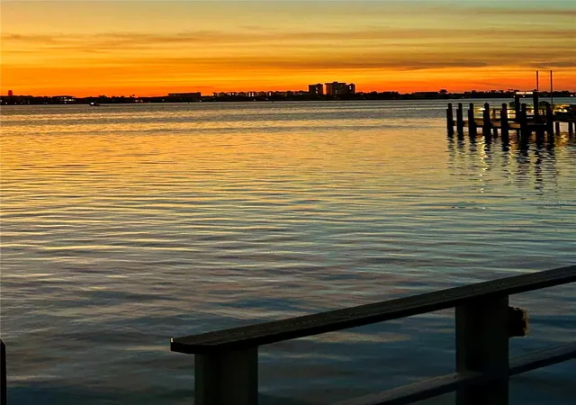 Listing Photo 2 - Condo for sale in building located at 645 Boca Ciega Pt Blvd N, Saint Petersburg, FL 33708