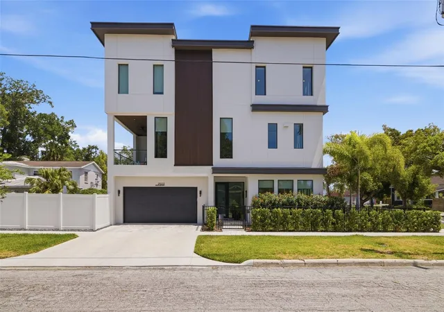 Photo 47 of Townhouse for sale at 2502 N Highland Ave #1, Tampa, FL 33602 | MLS# TB8523660 | Listing updated on 2026-08-14