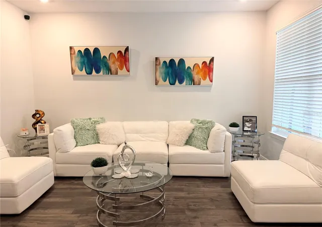 Photo 2 of Townhouse for sale at 16435 Hamlin Hills Rd, Winter Garden, FL 34787 | MLS# O6420316 | Listing updated on 2026-08-01