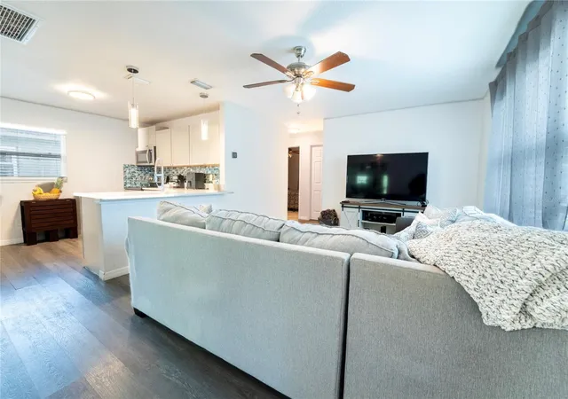 Photo 4 of Single family home for sale at 7407 Mount Vernon Rd, Tampa, FL 33625 | MLS# W7887106 | Listing updated on 2026-08-05