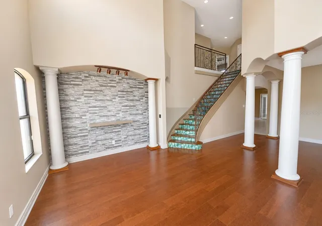 Photo 3 of Single family home for sale at 2807 Via Largo Ct, Kissimmee, FL 34744 | MLS# S5152573 | Listing updated on 2026-07-31
