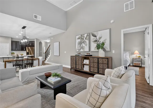 Photo 3 of Single family home for sale at 517 Red Rose Ln, Sanford, FL 32771 | MLS# O6420324 | Listing updated on 2026-08-13