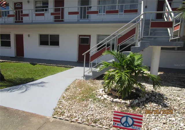 Photo 1 of Condo for sale at 1950 58th Avenue N #10, Saint Petersburg, FL 33714 | MLS# TB8523682 | Listing updated on 2026-06-27