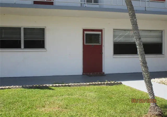 Photo 2 of Condo for sale at 1950 58th Avenue N #10, Saint Petersburg, FL 33714 | MLS# TB8523682 | Listing updated on 2026-06-27