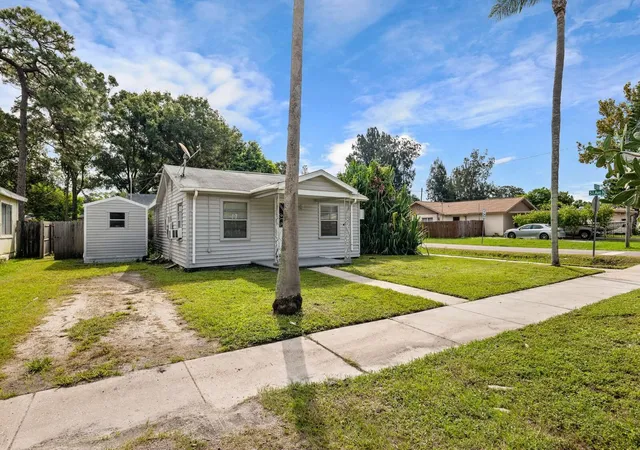 Photo 3 of Multi family home for sale at 5101 37th Street N, Saint Petersburg, FL 33714 | MLS# TB8523689 | Listing updated on 2026-07-27