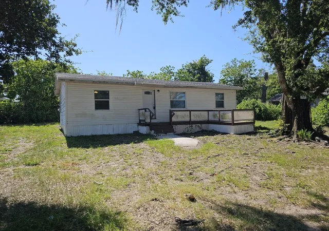 1st image of 815 N Davis Ave, Lakeland, FL 33815 | MLS# TB8523691
