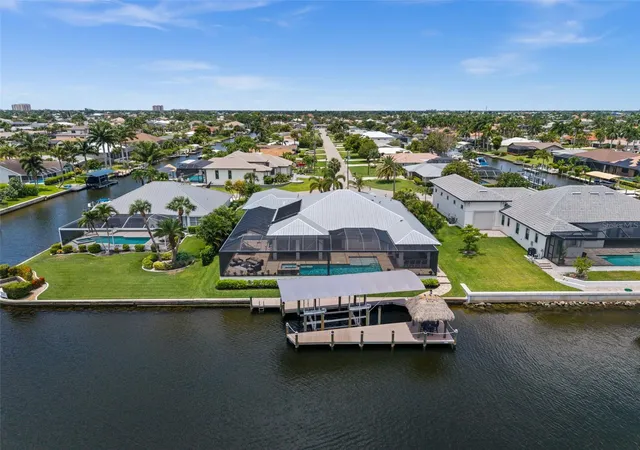 4th image of 105 Sw 52Nd St, Cape Coral, FL 33914 | MLS# C7527789