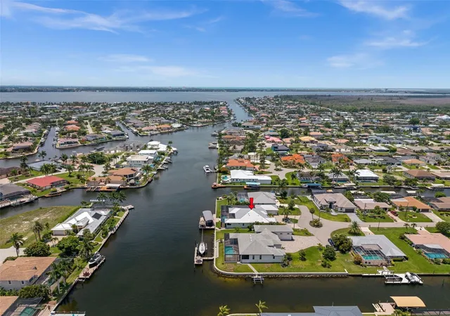 1st image of 105 Sw 52nd St, Cape Coral, FL 33914 | MLS# C7527789