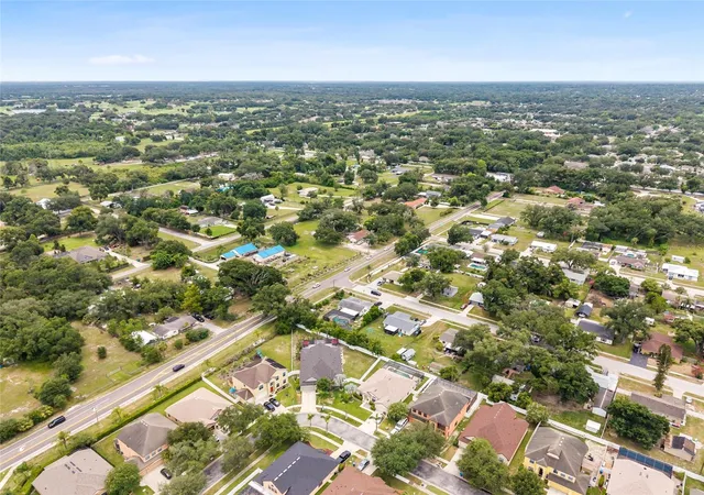 23rd image of 1945 Abbey Ridge Dr, Dover, FL 33527 | MLS# TB8523698