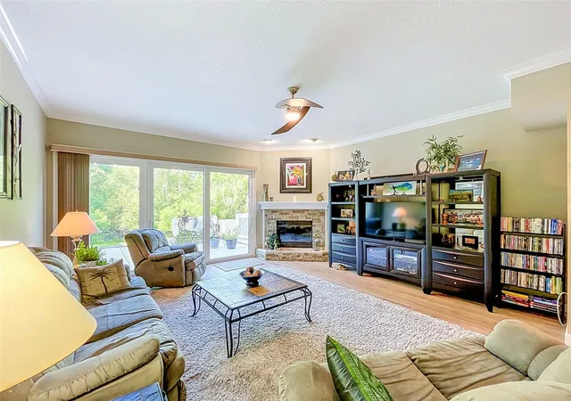 2nd image of 1722 Arabian Ln, Palm Harbor, FL 34685 | MLS# TB8523699