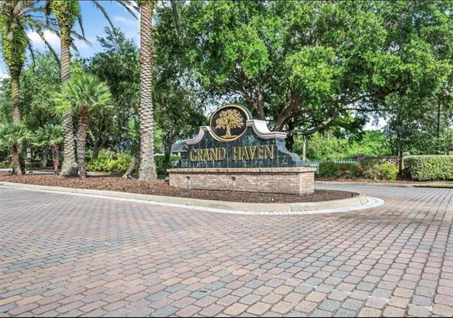 4th image of 45 Saint Andrews Ct, Palm Coast, FL 32137 | MLS# FC319546