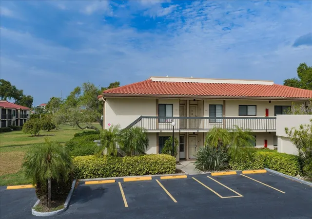 Condo for sale at 6219 Palma Del Mar Blvd S #102, Saint Petersburg, FL 33715 | MLS# TB8523706 | Listing updated on 2026-09-22
