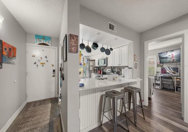 Photo 2 of Condo for sale at 6219 Palma Del Mar Blvd S #102, Saint Petersburg, FL 33715 | MLS# TB8523706 | Listing updated on 2026-09-22