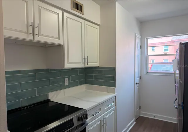 Photo 3 of Sale Pending at 1134 Rue Des Rois #1134, South Pasadena, FL 33707 | MLS# O6420348 | Listing updated on 2026-10-02