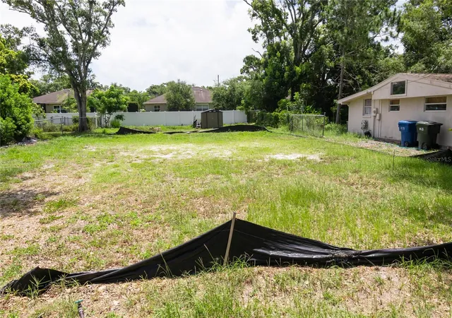 Photo 4 of Land for sale at 658 15th Street NW, Largo, FL 33770 | MLS# TB8523713 | Listing updated on 2026-09-29