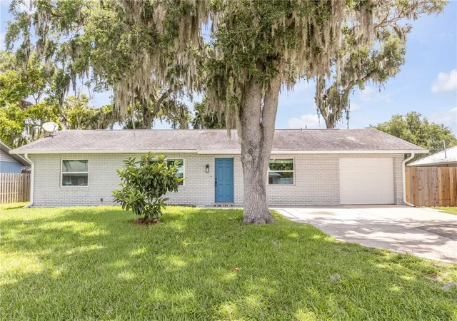 Homes for sale in Edgewater, FL | 2119 Lime Tree Dr, Edgewater, FL 32141 | MLS# NS1088591