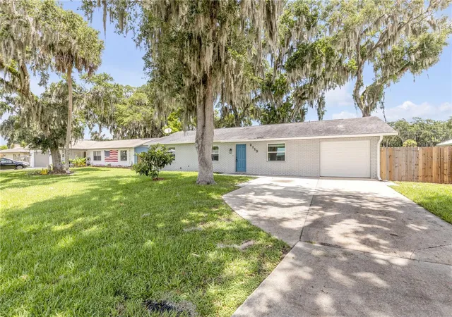 Homes for sale in Edgewater, FL | 2119 Lime Tree Dr, Edgewater, FL 32141 | MLS# NS1088591