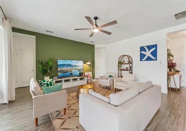 5th image of 4395 Renly Ln, Clermont, FL 34711 | MLS# O6420353