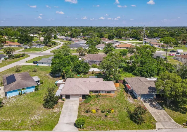 Homes for sale in Deltona, FL | 1468 Coronet Dr, Deltona, FL 32725 | MLS# TB8523716