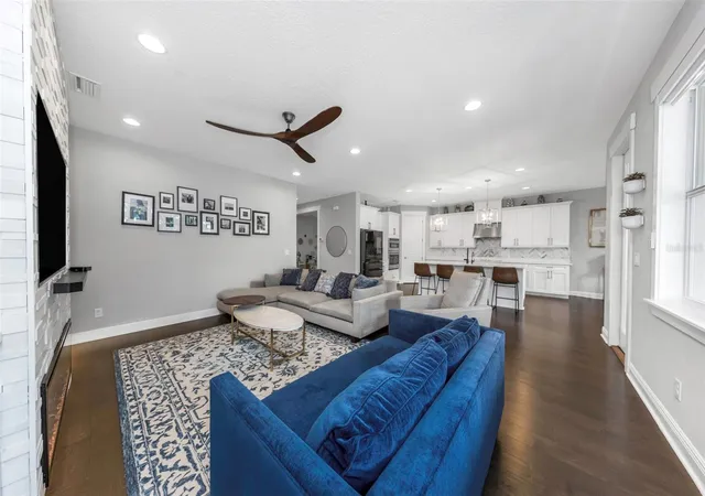 Photo 4 of Single family home for sale at 4109 W Vasconia St, Tampa, FL 33629 | MLS# TB8523721 | Listing updated on 2026-07-18